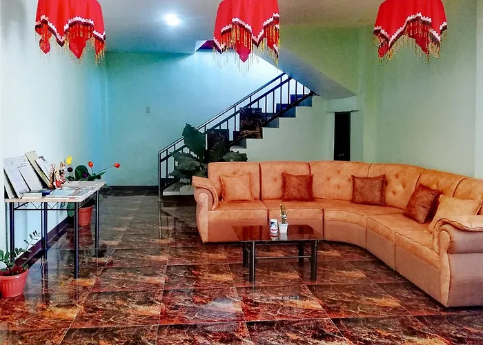 Sunrise Garden Lake Resort